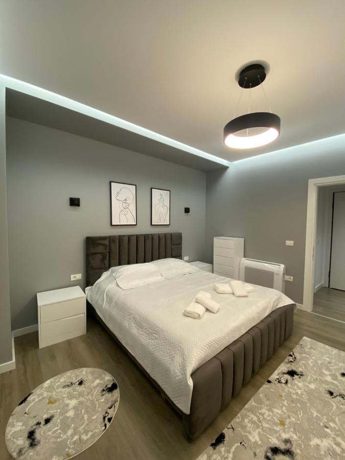 Riar Apartaments Korce Extérieur photo