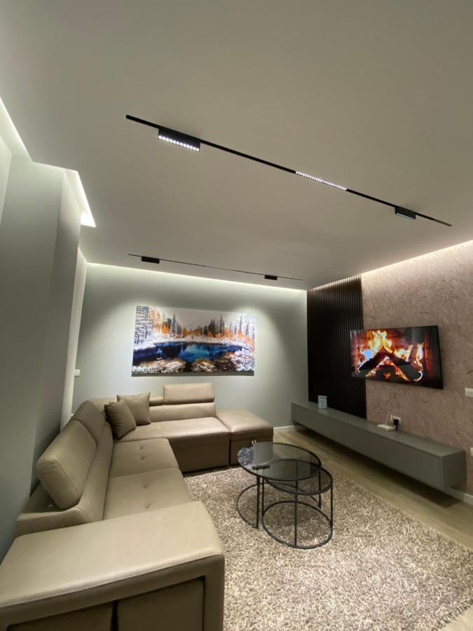 Riar Apartaments Korce Extérieur photo