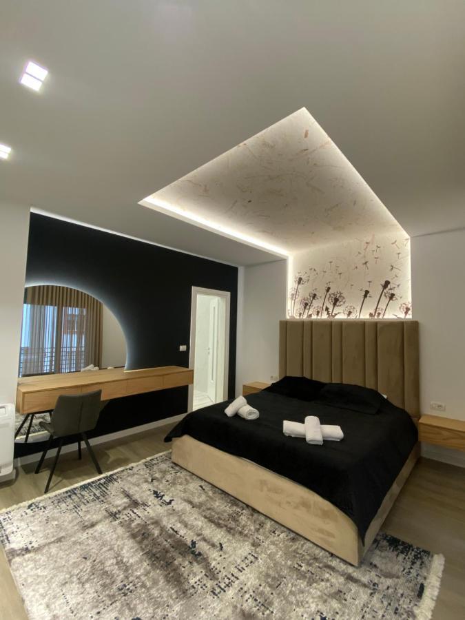 Riar Apartaments Korce Extérieur photo
