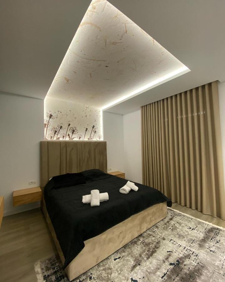 Riar Apartaments Korce Extérieur photo
